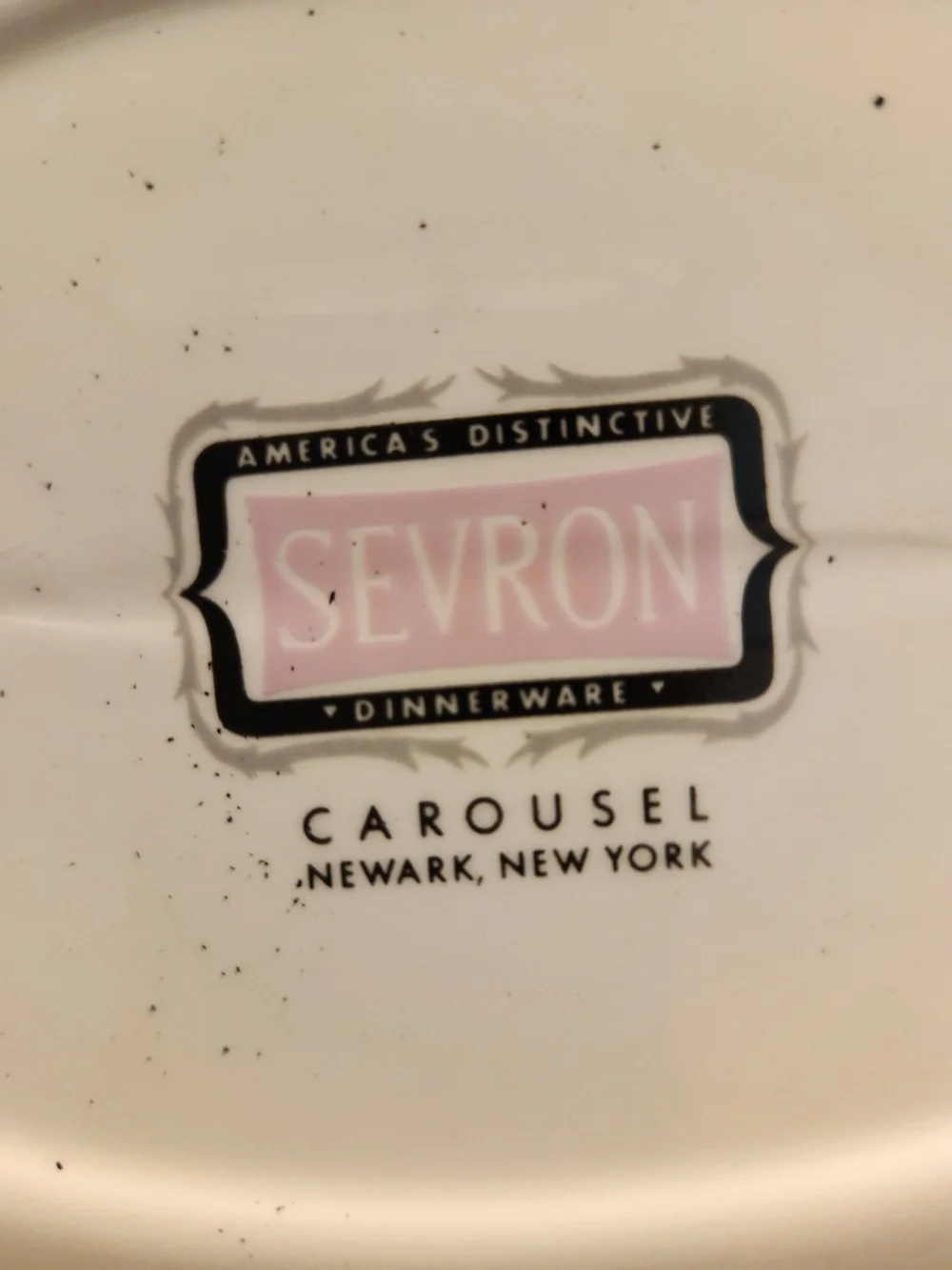 sevron elegant cream